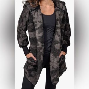 90 Degree Camo Hoodie Sherpa